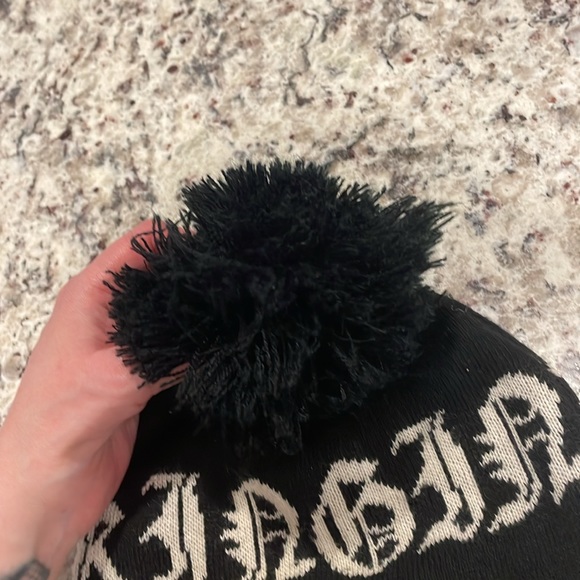 Beanie Tyga Black - Picture 4 of 5